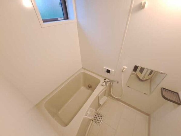 ニューポワール A/B/Cの物件内観写真